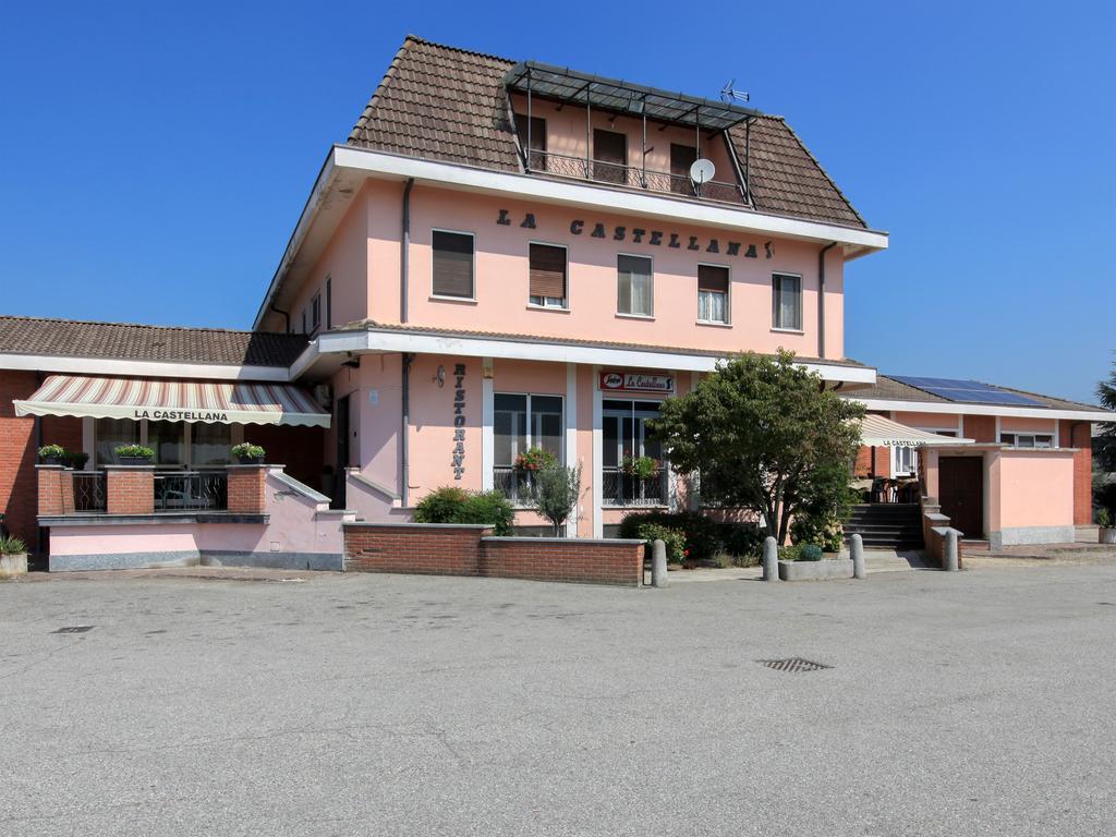 Locanda La Castellana Castello d'Agogna Exterior foto