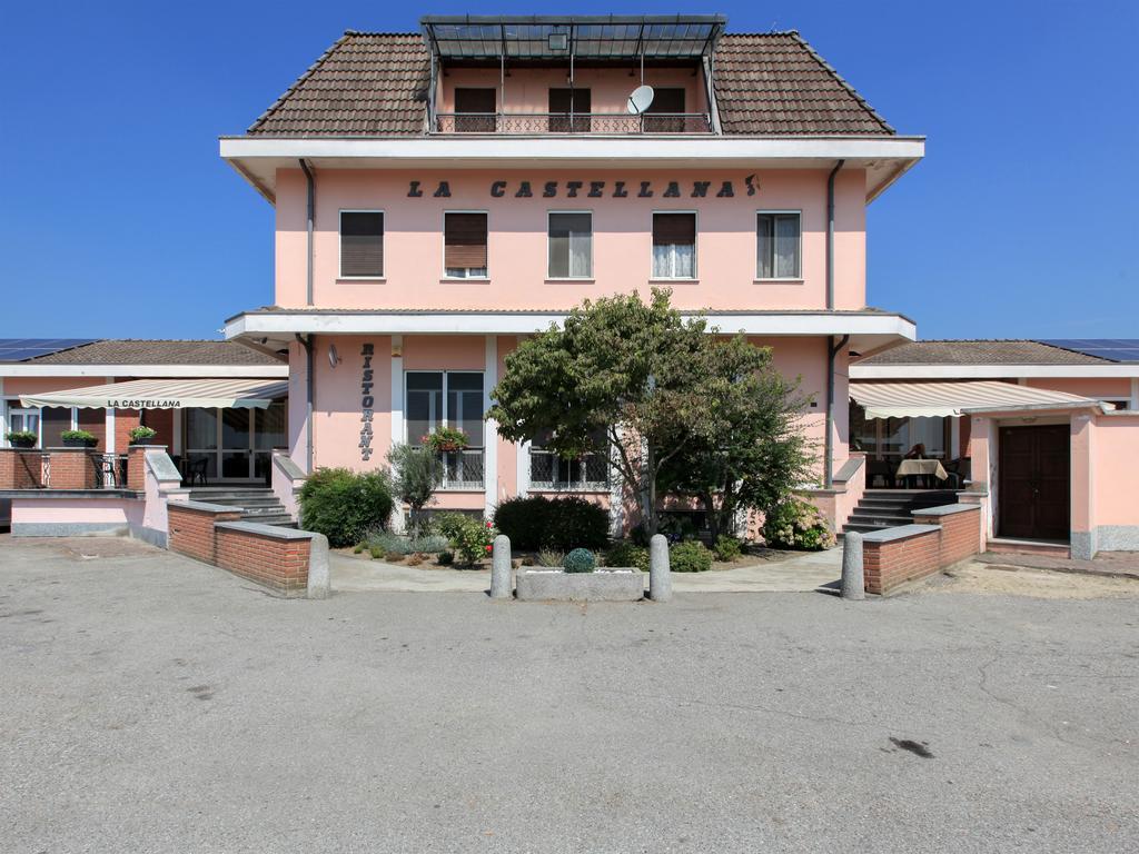 Locanda La Castellana Castello d'Agogna Exterior foto